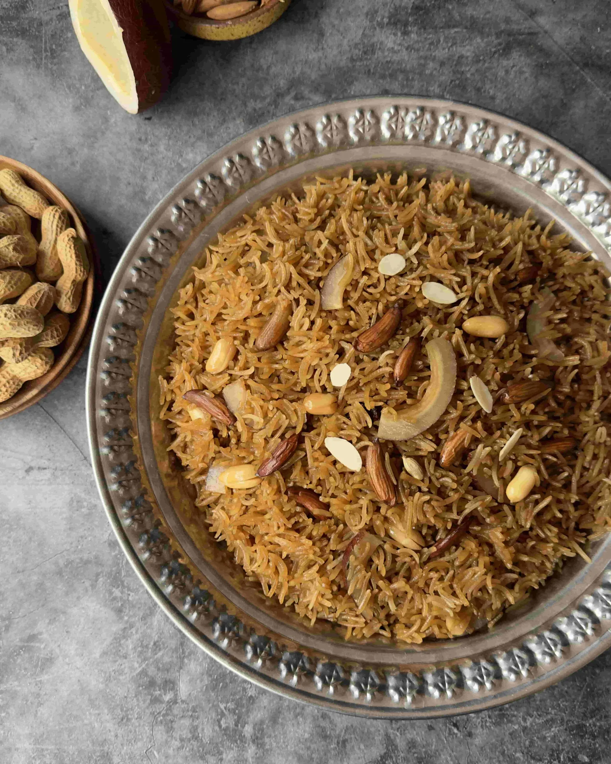Gur Walay Chawal Daig Gur Walay Chawal Daig